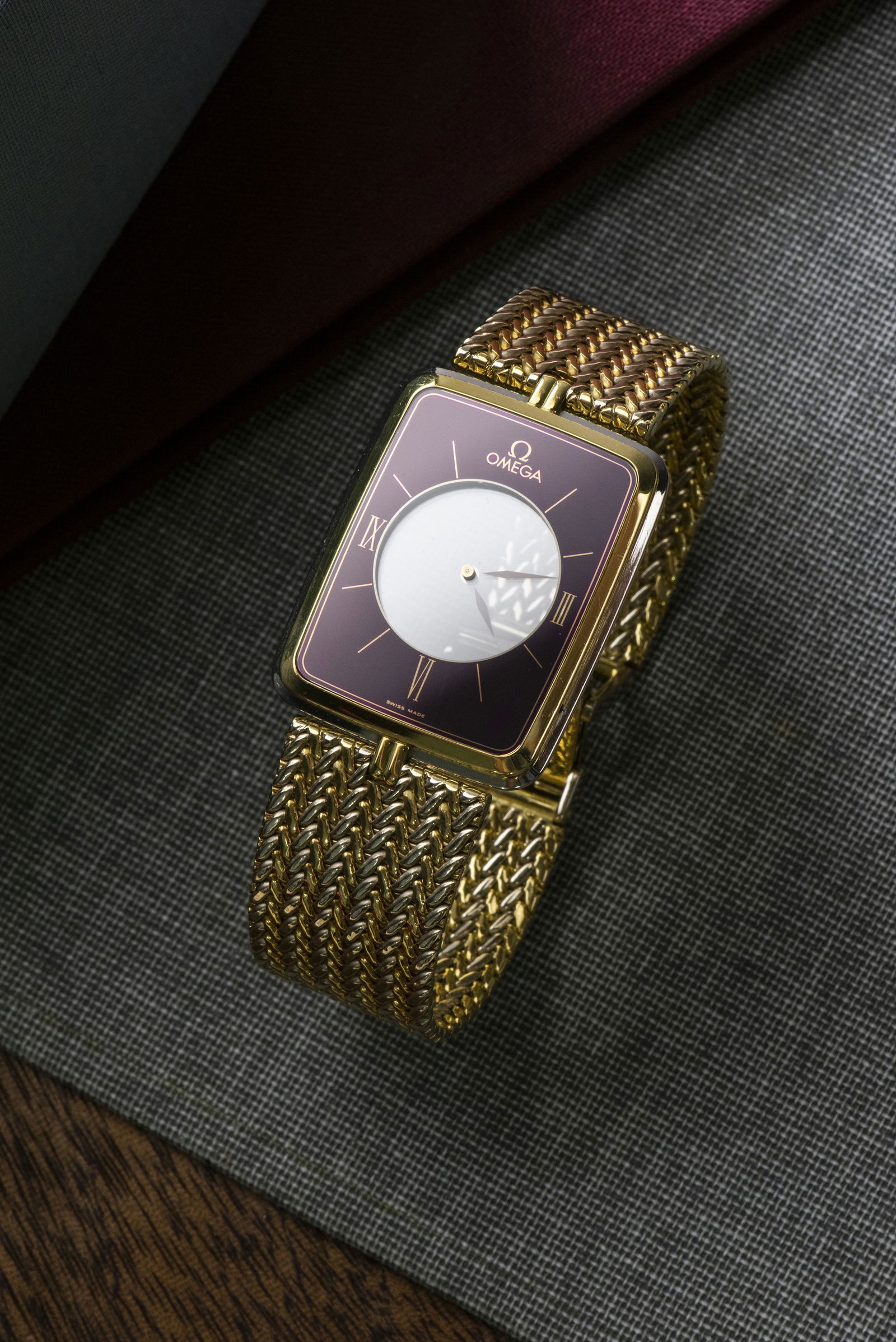 omega la magique 18k gold