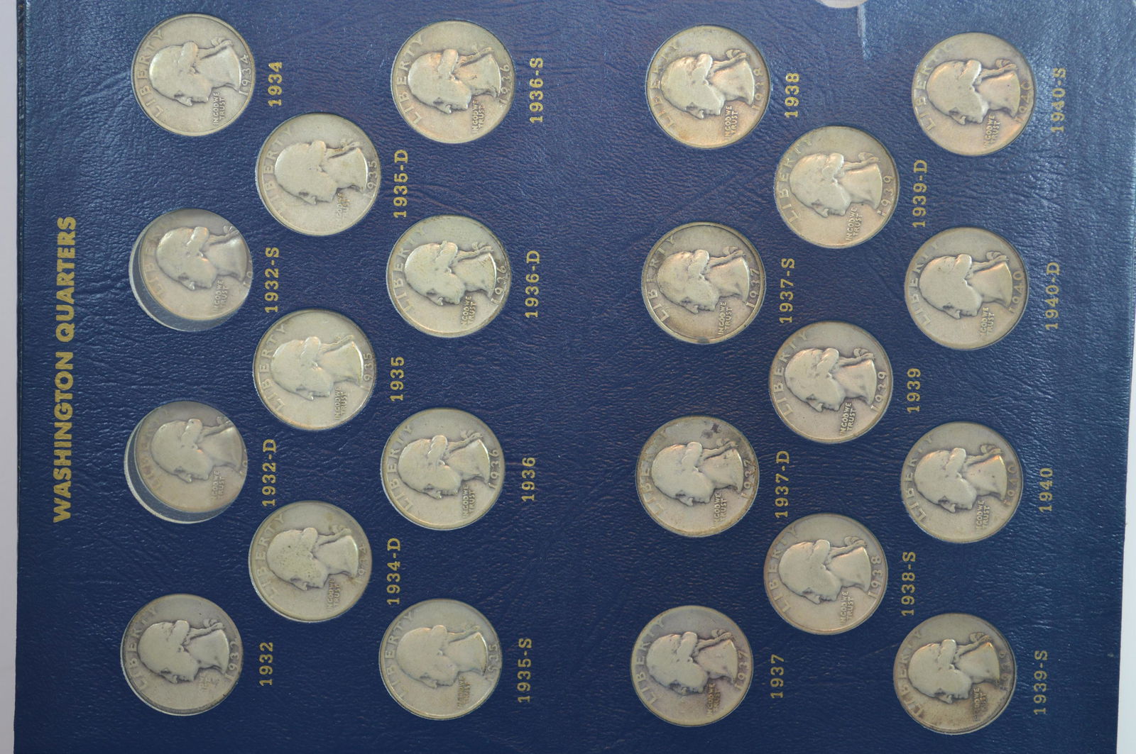 A Virtually Full Circulated Silver Washington Quarter (1 of 2)