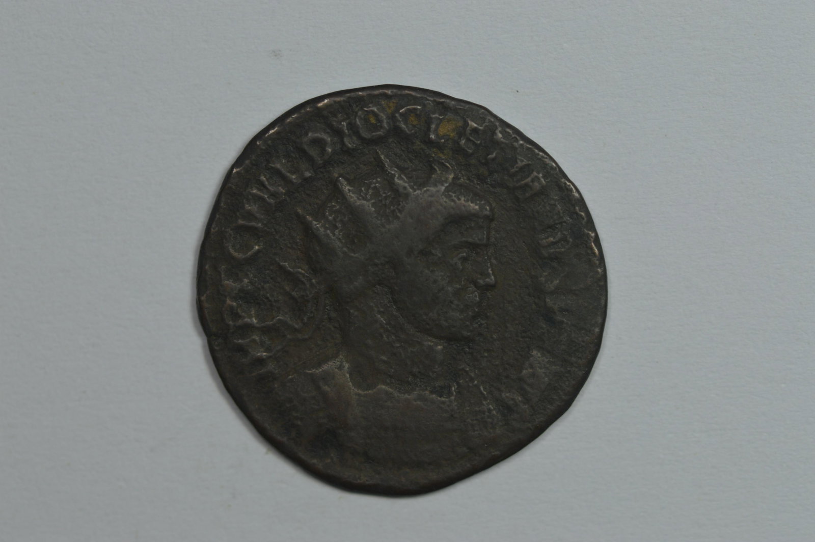 Roman Empire. Diocletian (284-305 AD). Bronze Antoninia (1 of 2)