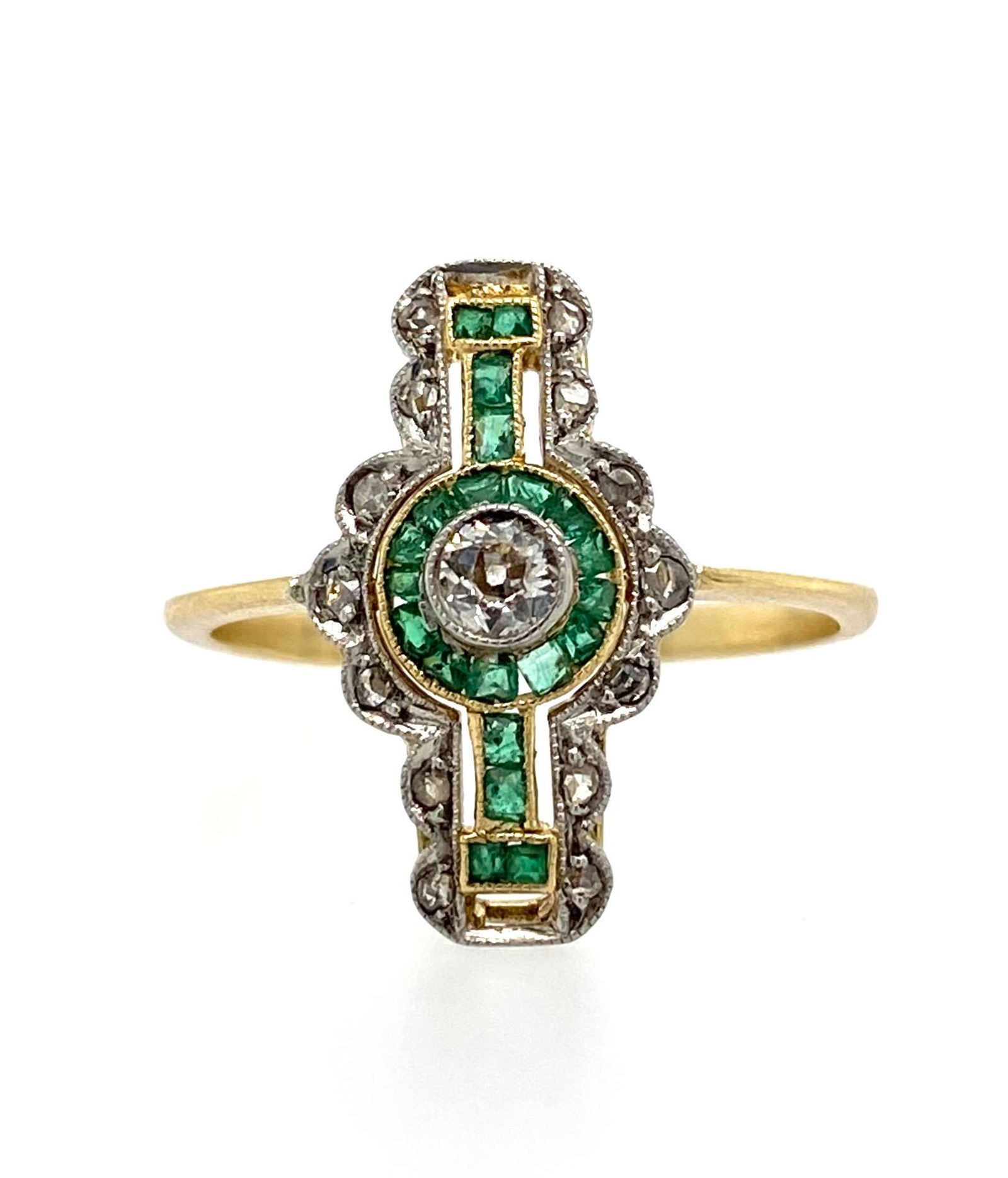 Art Deco Diamond & Emerald Ring c.1920 (1 of 4)