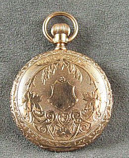 American Waltham pocket watch 14K rose gold, hunte: American Waltham pocket watch 14K rose gold, hunter case. Case numbered 227103, nice engraving with no wear. Runs and stops, fine line in dial. 1 5/8".