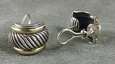 David Yurman earrings 18K & sterling silver, 3/4"L: David Yurman earrings 18K & sterling silver, 3/4"L, 5/8"W, 17.2 grams.