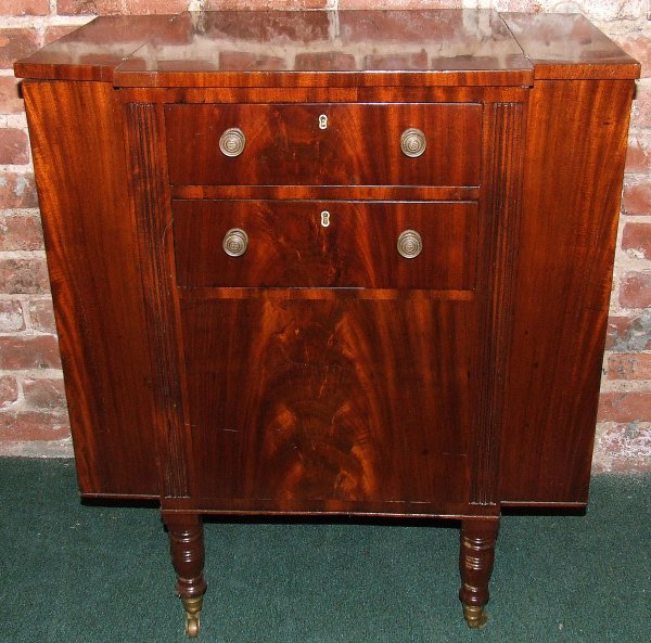 Federal sewing work table, French polished, circa : Federal sewing work table, French polished, circa 1810. 29.5" High, 26" wide, 17" deep.