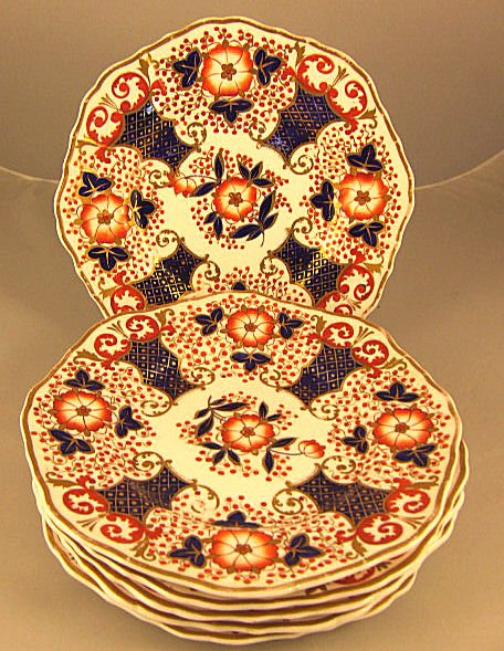 6 Copeland & Garrett Late Spode Felspar Porcelain 9: 6 Copeland & Garrett Late Spode Felspar Porcelain 9" plates. All in excellent condition with gold wear, mostly on edges.