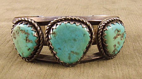 Native American silver bracelet set with three tur: Native American silver bracelet set with three turquoise stones, unmarked, 1 1/8" widest