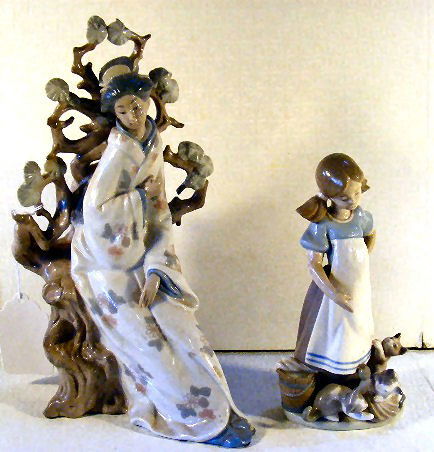 Lladro figurines 4807 & 5232 Geisha, fan and finger: Lladro figurines 4807 & 5232 Geisha, fan and finger tips missing, 12" high, Girl with Kittens, broom handle missing