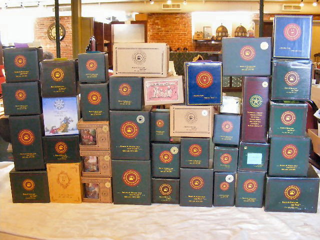 Large lot of 38 boxed Boyds Bears: Large lot of 38 boxed Boyds Bears