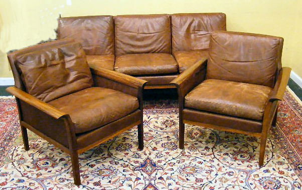 Vatne Mobler sofa & 2 armchairs, leather upholste: Vatne Mobler sofa & 2 armchairs, leather upholstery, rosewood construction, sofa 74" long, 26.5" deep, armchairs 30" wide, 26.5" deep and 29" high