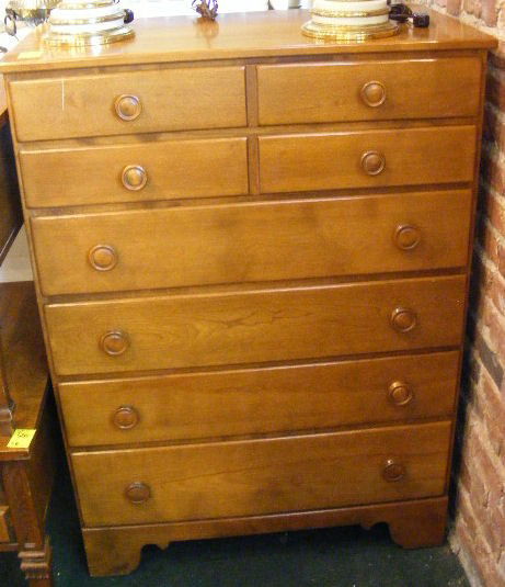 Ethan Allen maple dresser. 46" tall with 6 drawer: Ethan Allen maple dresser. 46" tall with 6 drawers.