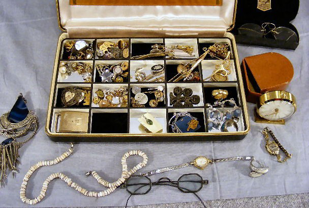 Lot of misc. costume jewelry, eyeglasses Im Hof tr: Lot of misc. costume jewelry, eyeglasses Im Hof travel clock, necklaces, watches, tie tacks, studs, etc