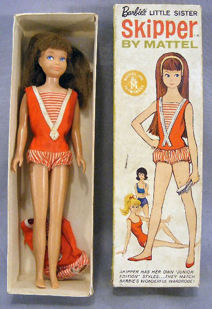 Barbie Doll "Skipper", with box, excellent condit: Barbie Doll "Skipper", with box, excellent condition, appears not to have been played with, light soiling, box soiled, rough edges, split at corner, No.0950, marked 1963