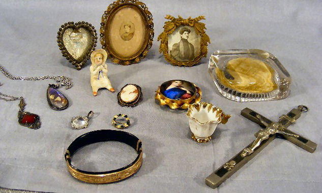 Misc. lot including 3 small Victorian frames, two