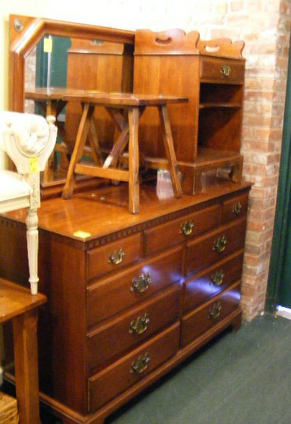 3pcs. Dresser w/mirror, nightstand & stool.: 3pcs. Dresser w/mirror, nightstand & stool.