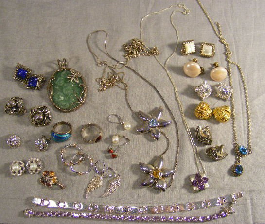 Sterling jewelry, Marked. Bracelets, necklaces, D: Sterling jewelry, Marked. Bracelets, necklaces, David Anderson rings, earrings, Asian jade(?) pendant, etc. 5.12 OZT ( jade pendant not included in weight).