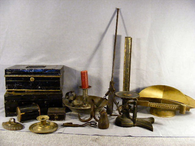 Lot of metal items including Fairbanks crow scale : Lot of metal items including Fairbanks crow scale with two brass pans, dress hem measure, stillyard, grappling hook, candle snuffer, document boxes, etc.