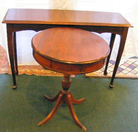 Sofa table 42" long and one drawer drum table 21": Sofa table 42" long and one drawer drum table 21" dia.