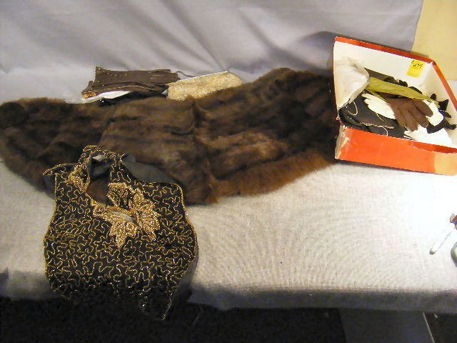 Collection of vintage gloves, mink stole & beaded: Collection of vintage gloves, mink stole & beaded bag.