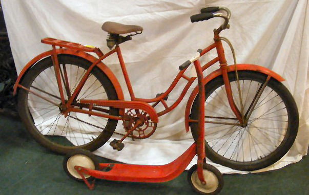 1940'S women's bicycle together with Radio steel s: 1940'S women's bicycle together with Radio steel scooter