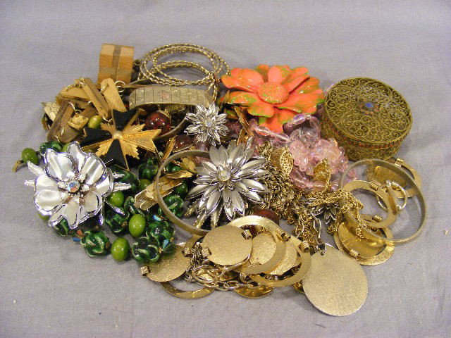 Lot of misc. costume jewelry & box: Lot of misc. costume jewelry & box