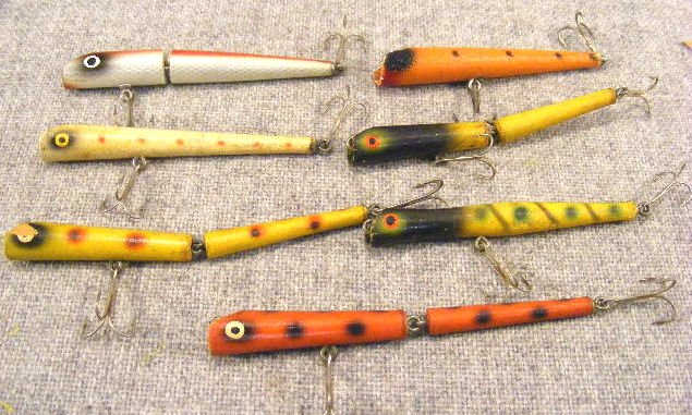 Lot of 7 estate fishing lures, one chipped: Lot of 7 estate fishing lures, one chipped