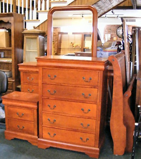 Contemporary bedroom set, tall chest, night stand: Contemporary bedroom set, tall chest, night stand, mirror/dresser, sleigh bed.