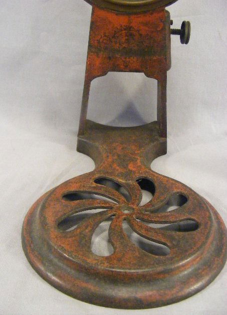 4G: John Chatillon & Sons cast iron counter top scale w