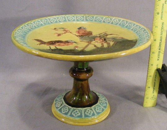 Majolica cake stand 7" high, 10" dia. Bird motif, : Majolica cake stand 7" high, 10" dia. Bird motif, excellent condition, no chips or cracks