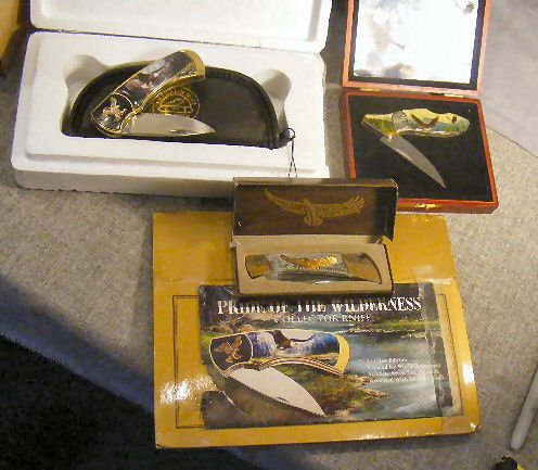 Lot of three collector pocket knives including Fr: Lot of three collector pocket knives including Franklin Mint "Pride of the Wilderness"