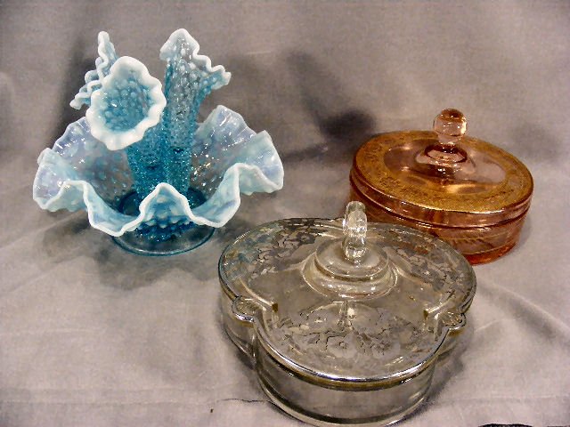 Lot including Fenton blue opalescent epergne, ster: Lot including Fenton blue opalescent epergne, sterling overlay box and pink covered box