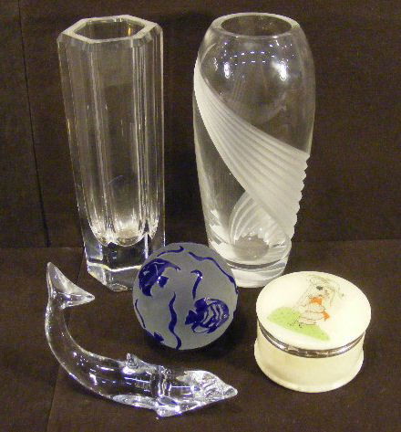 Crystal & glass, Baccarat dolphin, Kosta Boda vas: Crystal & glass, Baccarat dolphin, Kosta Boda vase, Lenox contemporary vase, fish paperweight, alabaster box.