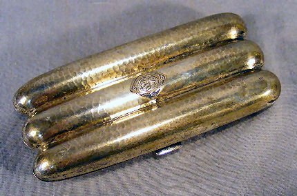 Sterling silver three section cigar holder, 2 mino: Sterling silver three section cigar holder, 2 minor dents, 5" long, 2.58 troy ounces