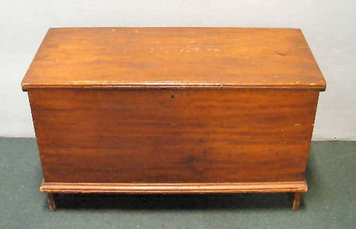 Six board pine blanket chest, 39" X 16.5", 24" hi: Six board pine blanket chest, 39" X 16.5", 24" high