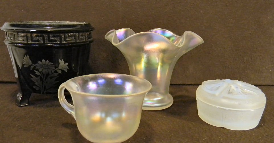 4 piece lot of art glass Molded Lalique dresser b: 4 piece lot of art glass Molded Lalique dresser box w dragonflies, Greek key vase signed smith (no lid) smalls nicks, small vase and teacup attributed to Steuben glass works