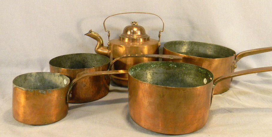 Lot of copper including two matching pans: Lot of copper including two matching pans 7" & 8.15" dia., goose neck teapot, 4.5" & 5.75" pans, all pans have dovetailed bottoms