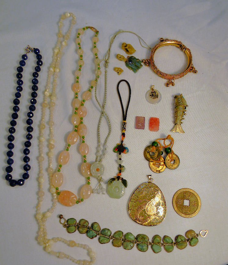 Lot of Asian jewelry, jade, quartz, turquoise, Peking g: Lot of Asian jewelry, jade, quartz, turquoise, Peking glass - bracelets, pendants, necklaces, sand stone carvings, etc.