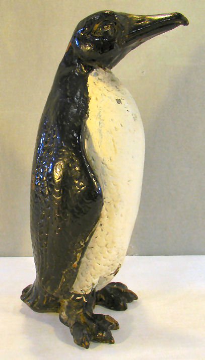 Filled copper shell (copper clad) 13.5" penguin figurin: Filled copper shell (copper clad) 13.5" penguin figurine, some dents and paint loss