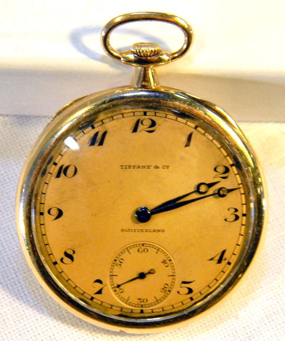 18K yellow gold Patek Philippe & Co. pocket watch made : 18K yellow gold Patek Philippe & Co. pocket watch made for Tiffany & Co., case and movement numbered 188872, 18 jewels and 8 adjustments, running order, case monogrammed, no dents or breaks, replaced