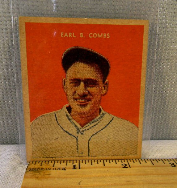 Baseball card -1932 U.S. Caramel Hall of Fame - Earl B: Baseball card -1932 U.S. Caramel Hall of Fame - Earl B. Combs