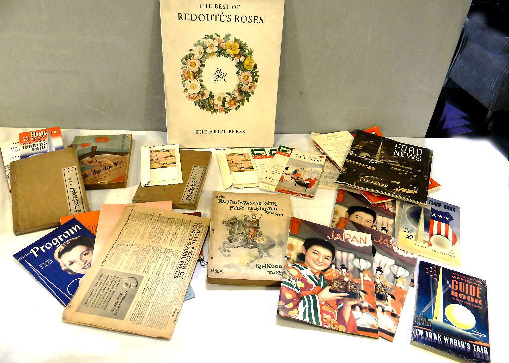 Paper/ephemera lot including books and pamphlets - Worl: Paper/ephemera lot including books and pamphlets - World's Fair including menu, Japanese books, books on Japan, Singer sewing machine books, etc.