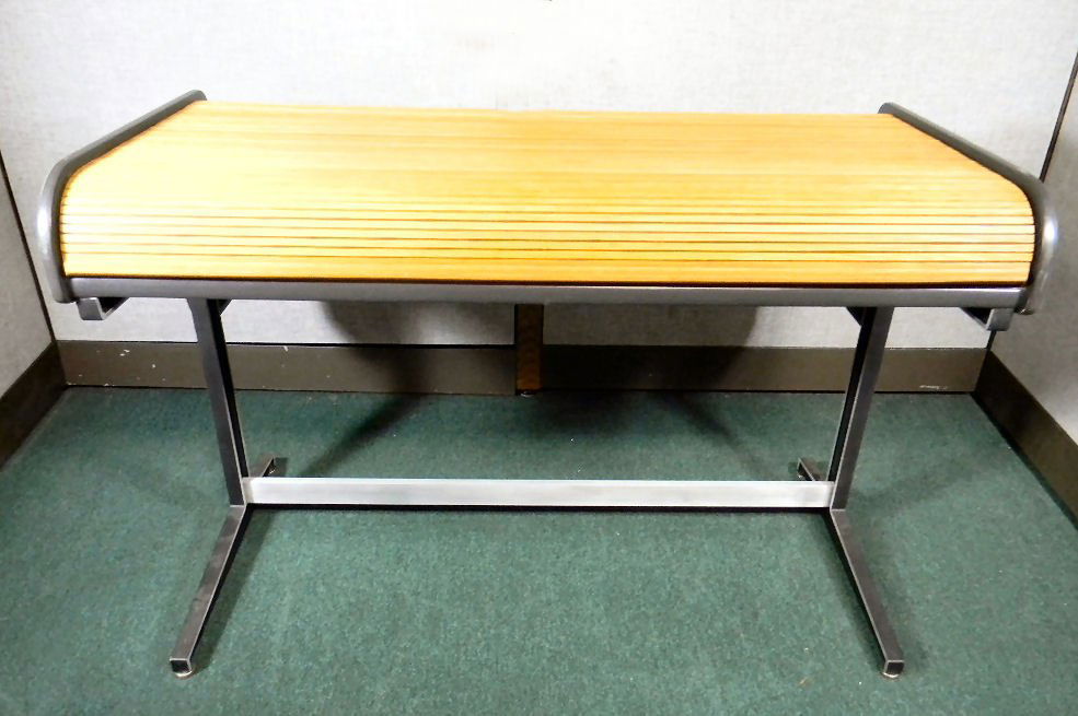 Herman Miller Inc Eames Roll Top Desk Very Good Condi Jun 15