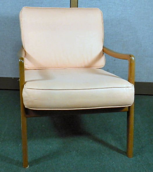 John Stuart modern lounge chair, very good condition,: John Stuart modern lounge chair, very good condition, normal wear, upholstery excellent