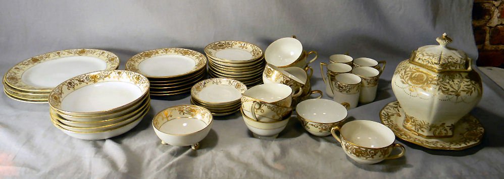 Lot of Noritake and Nippon pattern 16034 and 43061,: Lot of Noritake and Nippon pattern 16034 and 43061, biscuit and under plate are a different pattern, four 10" plates, six 7.5" plates, five 7.5" soups, ten 5.5" saucers, five 4.75' saucers, one bullio
