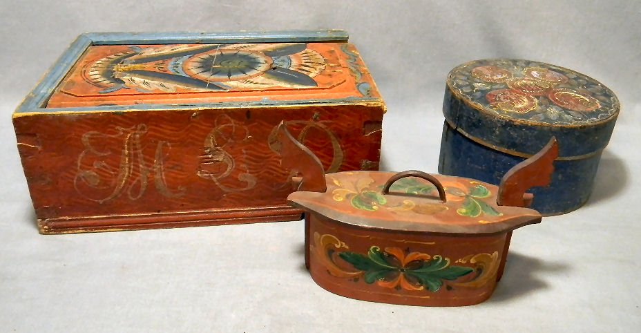 Lot of three Scandinavian painted boxes, split on lid: Lot of three Scandinavian painted boxes, split on lid of one dated 1834