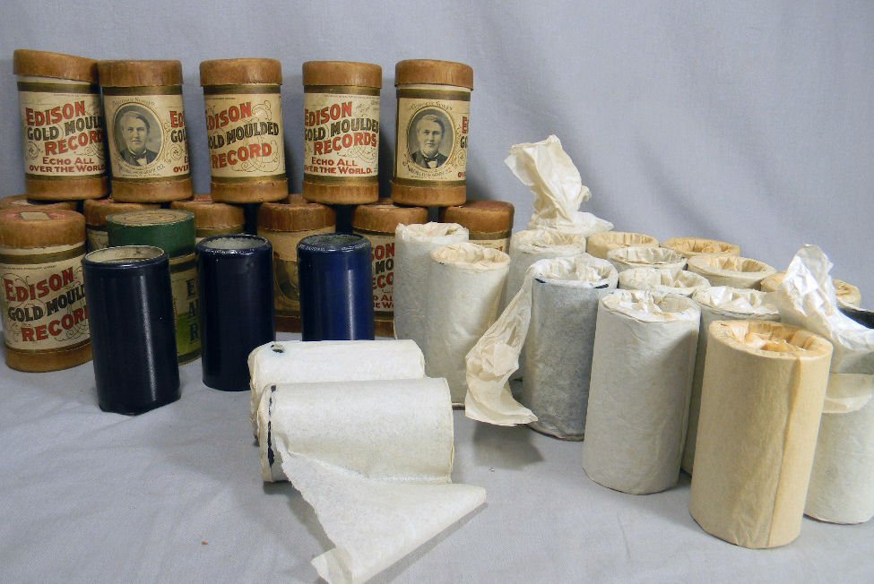 Lot of Edison cylinder records, 13 with boxes, 20 blue: Lot of Edison cylinder records, 13 with boxes, 20 blue without boxes