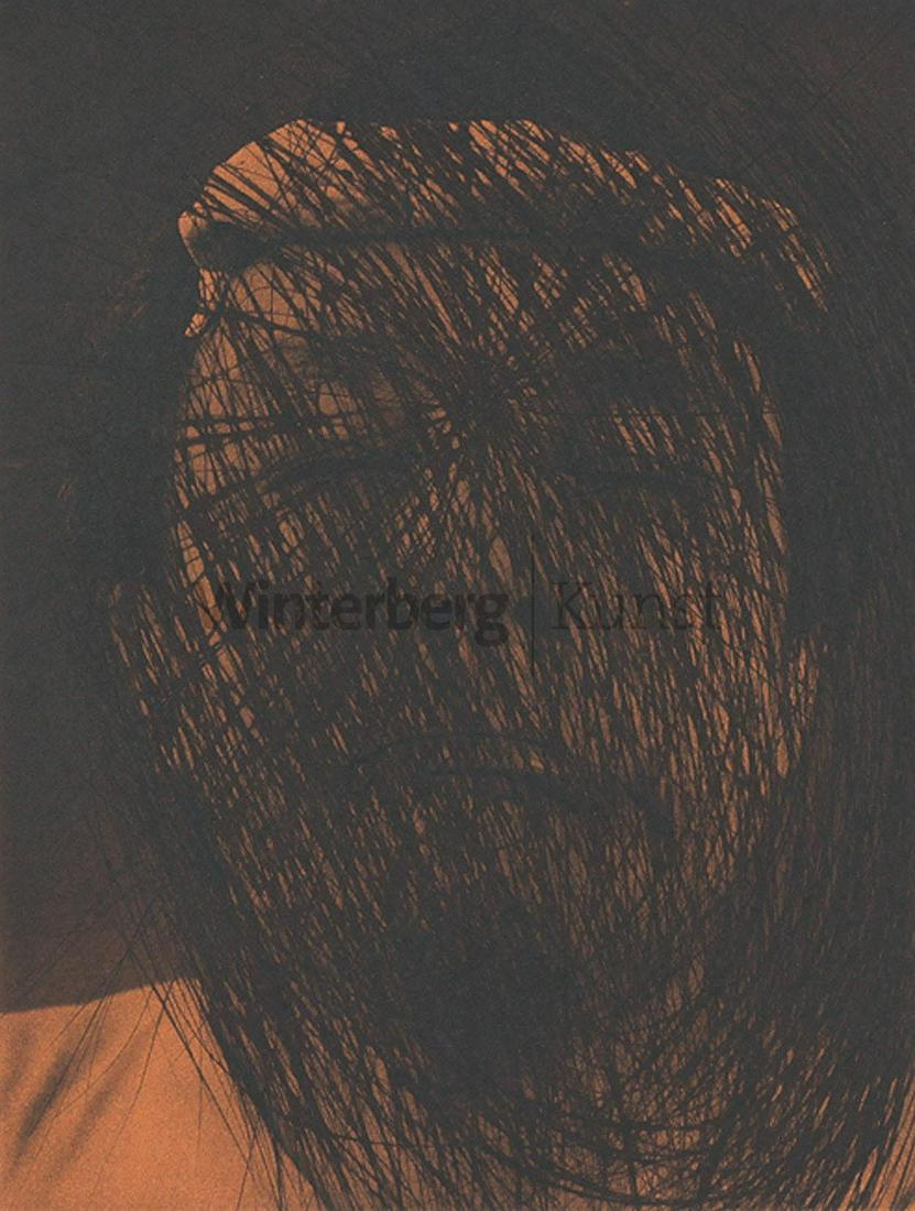 ARNULF RAINER Baden bei Wien 1929 - lebt in: ARNULF RAINER Baden bei Wien 1929 - lebt in Enzendorf und Teneriffa Selbstportät Kopfschmerz. Farbradierung 2001. Expl. 54/100. Signiert. Auf Hahnemühle-Vélin. 40 x 30,5 cm. [bg]