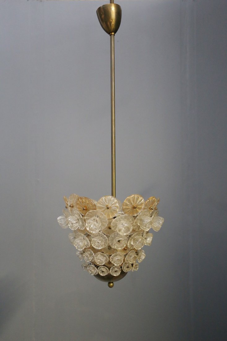 Chandelier by Barovier & Toso Murano.: Murano glass chandelier with flowers. Brass stem. Dim: H 110 cm, diameter 40 cm.