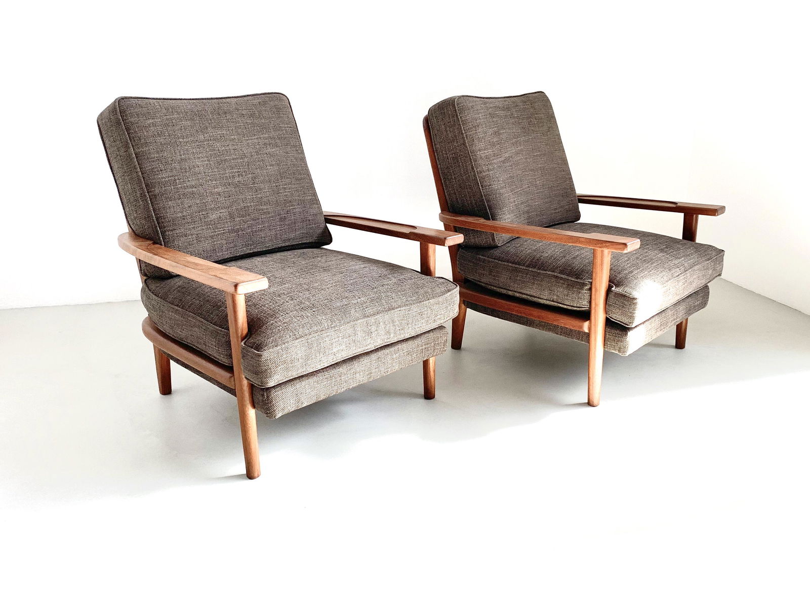 Attributed to Paolo Buffa - Vintage Italian Lounge: Width 80 cm Depth 90 cm Height 95 cm, Ship armchairs, Materials Teak, Textile Color Brown