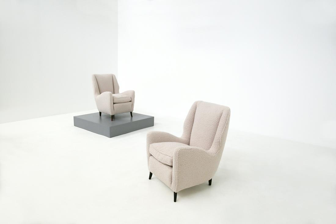 Pair of Midcentury Armchairs by Isa Bergamo in White (1 of 6)