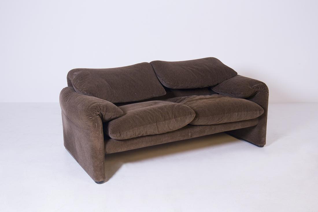 Two-Seat Sofa, Model Maralunga by Vico Magistretti for: This two-seater sofa in purple and sand color was designed by Vico Magistretti for Cassina in the seventies. It is characterized by a brown corduroy fabric that remains in good condition. Minimal sign