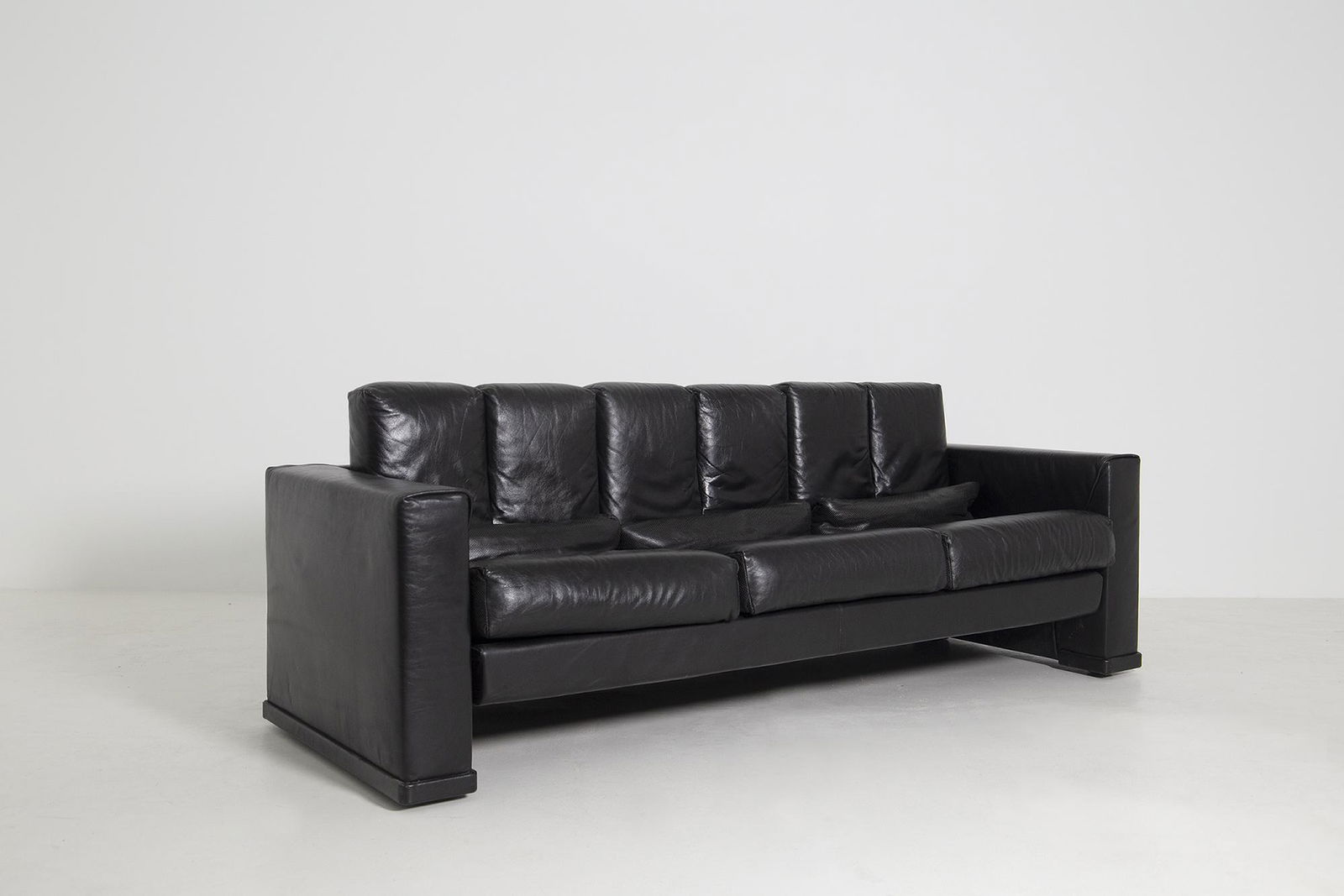 Italian Black Sofa by Mario Bellini for B&B Italy Mod, (1 of 6)